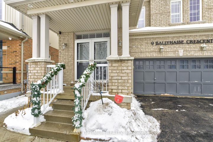 Photo 3 at 9 Ballyhaise Crescent, Credit Valley, Brampton