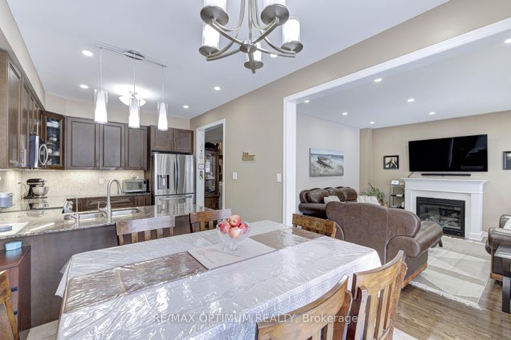 Photo 22 at 9 Ballyhaise Crescent, Credit Valley, Brampton