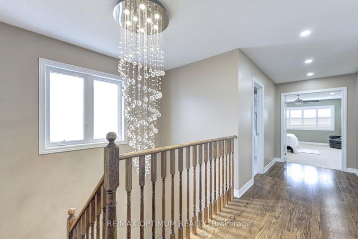 Photo 24 at 9 Ballyhaise Crescent, Credit Valley, Brampton