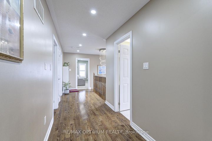 Photo 30 at 9 Ballyhaise Crescent, Credit Valley, Brampton