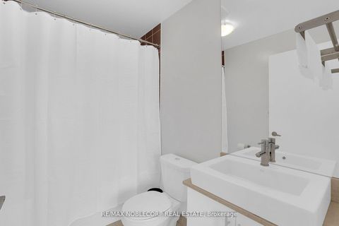 Photo 18 at 4407 - 55 Bremner Boulevard, Waterfront Communities C1, Toronto