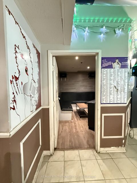 Photo 3 at Bsmt - 5521A Yonge Street, Willowdale West, Toronto