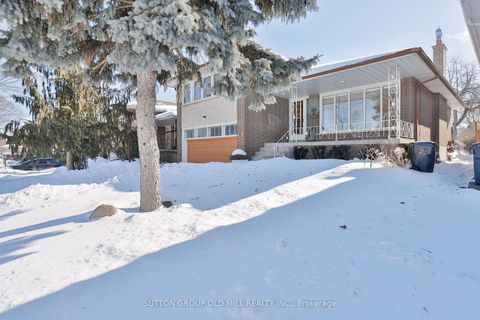 Photo 1 at 15 Manorhampton Drive, Richview, Toronto