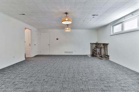 Photo 26 at 15 Manorhampton Drive, Richview, Toronto