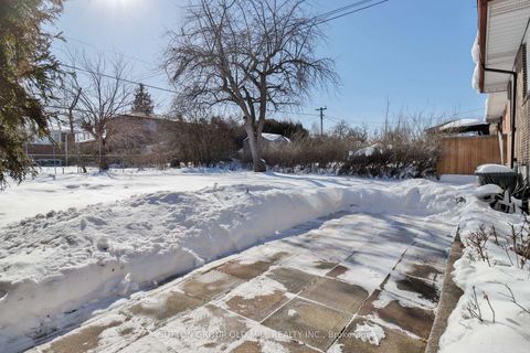 Photo 28 at 15 Manorhampton Drive, Richview, Toronto