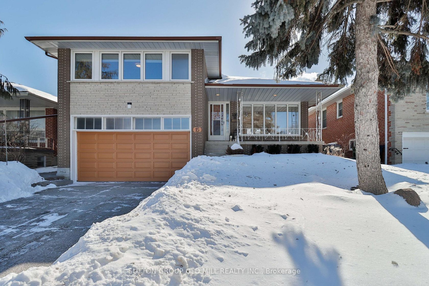 15 Manorhampton Drive, Richview, Toronto 