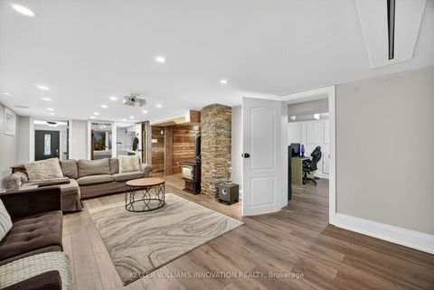 Photo 42 at 108 Owen Street, City Centre, Barrie