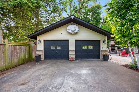 Photo 46 at 108 Owen Street, City Centre, Barrie