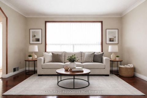 Photo 5 at 421 Lanor Avenue, Alderwood, Toronto