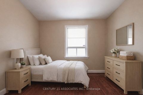 Photo 13 at 421 Lanor Avenue, Alderwood, Toronto