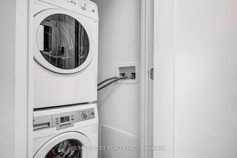 Photo 15 at 1502 - 88 Scott Street, Yonge Corridor, Toronto