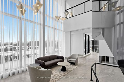 Photo 5 at 933 - 2 David Eyer Road, Rural Richmond Hill, Richmond Hill