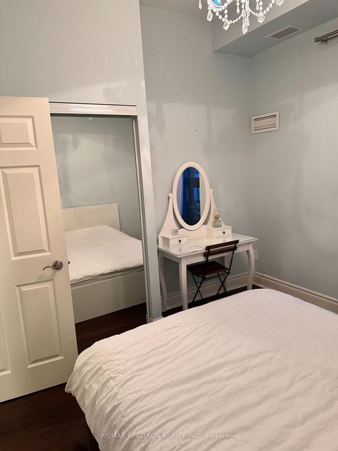 Photo 5 at Uph5 - 23 Lorraine Drive, Willowdale West, Toronto