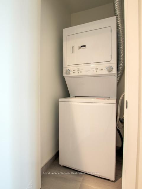 Photo 10 at 301 - 722 Marlee Avenue, Glen Park, Toronto