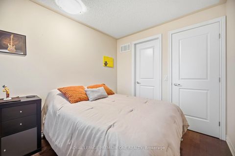 Photo 30 at 8 Poetry Drive, Vellore Village, Vaughan