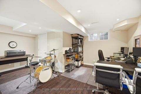 Photo 39 at 8 Poetry Drive, Vellore Village, Vaughan