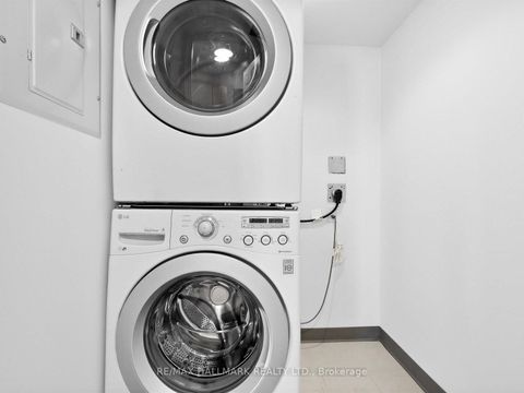 Photo 24 at 211 - 1730 Eglinton Avenue E, Victoria Village, Toronto