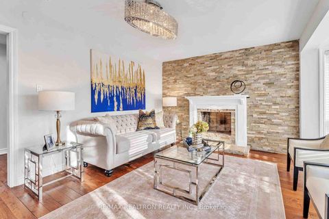 Photo 12 at 89 Batson Drive, Aurora Village, Aurora