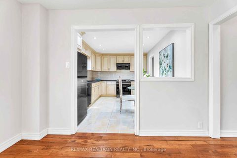 Photo 13 at 89 Batson Drive, Aurora Village, Aurora