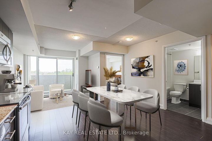 Photo 3 at 612 - 3520 Danforth Avenue, Oakridge, Toronto