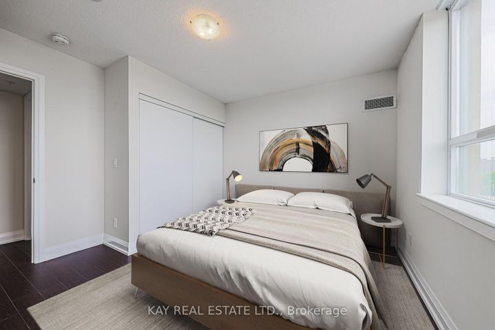 Photo 6 at 612 - 3520 Danforth Avenue, Oakridge, Toronto