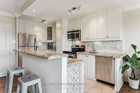Photo 9 at 409 - 71 Jonesville Crescent, Don Mills, Toronto