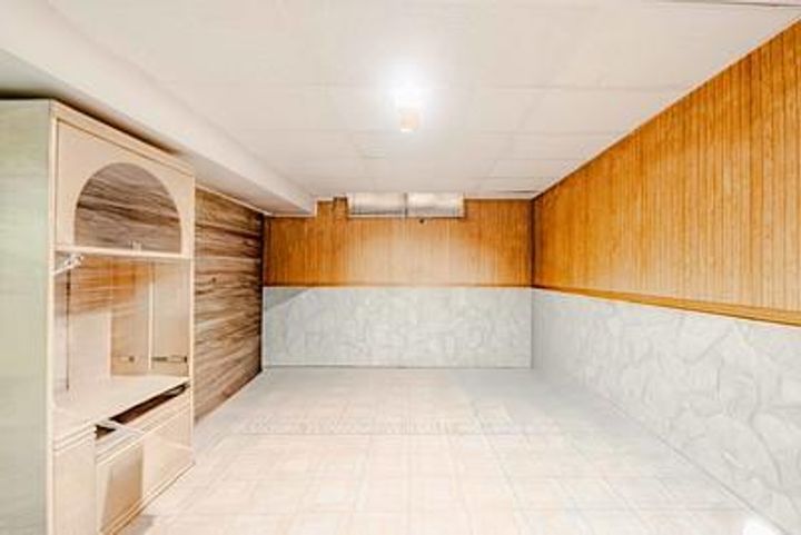 Photo 42 at 70 Somerset Drive, Heart Lake West, Brampton