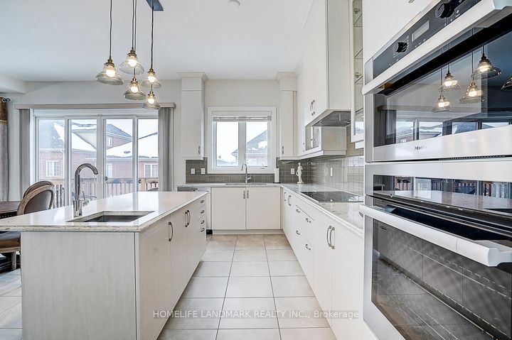 Photo 17 at 17 Horse Rake Road, Patterson, Vaughan