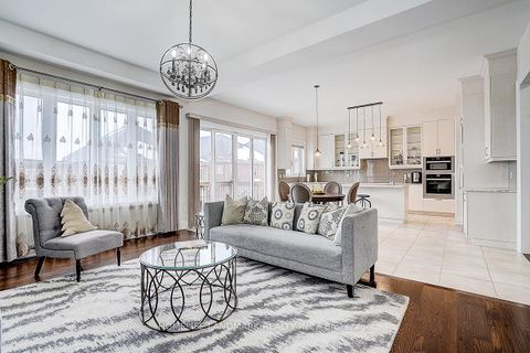 Photo 4 at 17 Horse Rake Road, Patterson, Vaughan