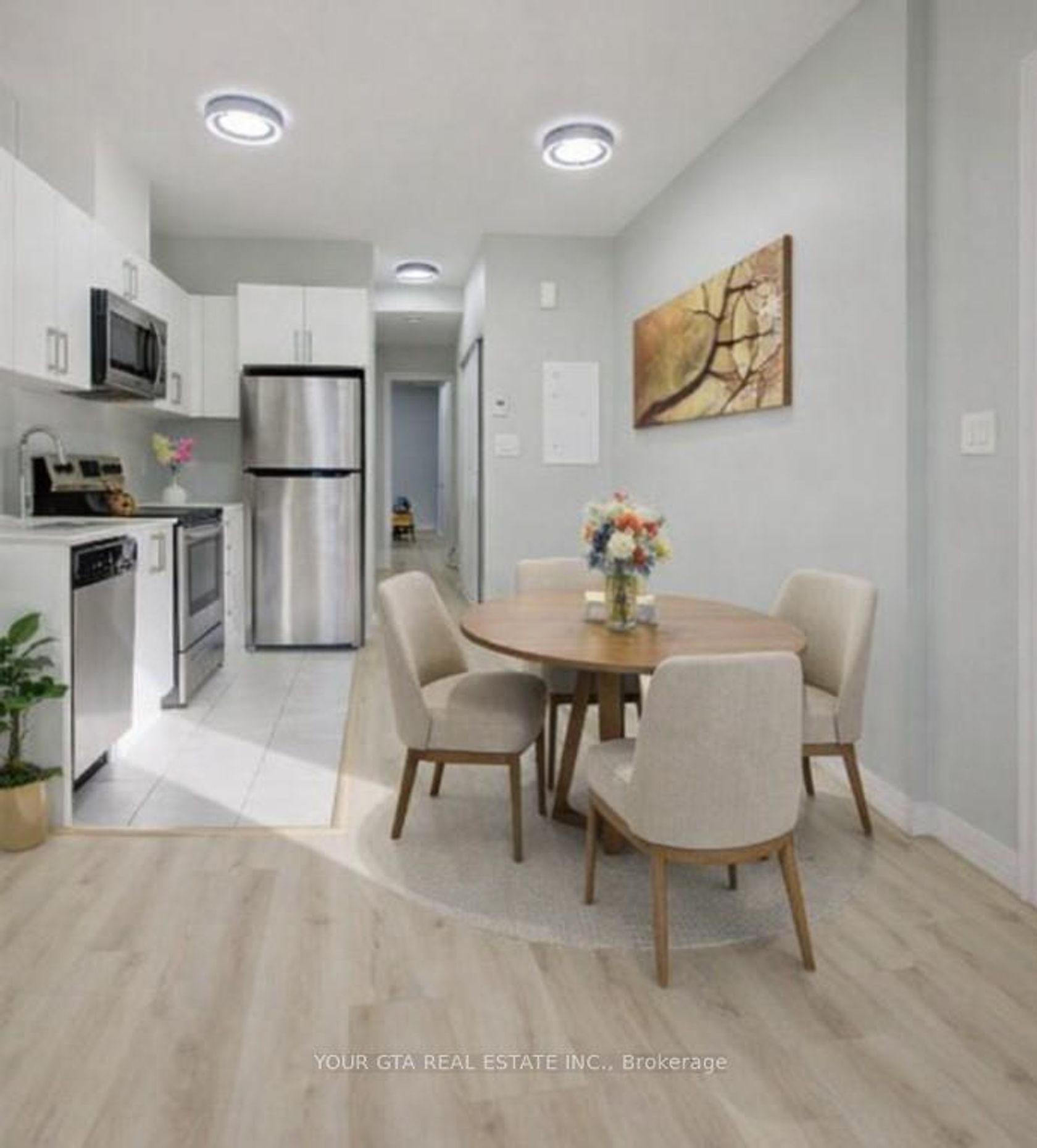 207 - 1165 Journeyman Lane W, Clarkson, Mississauga by Loree Meneguzzi Real Estate 207 - 1165 Journeyman Lane W, Clarkson, Mississauga