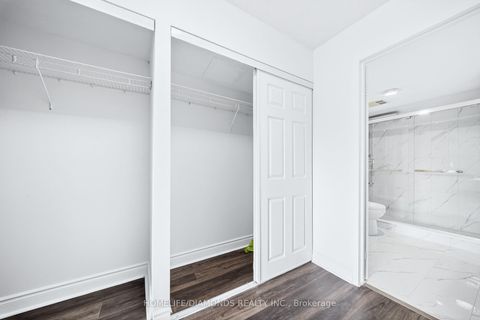 Photo 23 at 2002 - 5 CONCORDE Place, Don Mills, Toronto