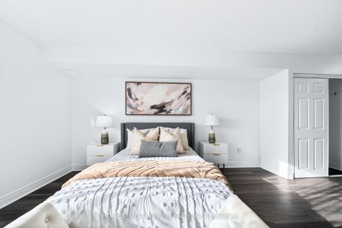 Photo 31 at 2002 - 5 CONCORDE Place, Don Mills, Toronto