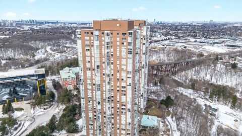 Photo 44 at 2002 - 5 CONCORDE Place, Don Mills, Toronto