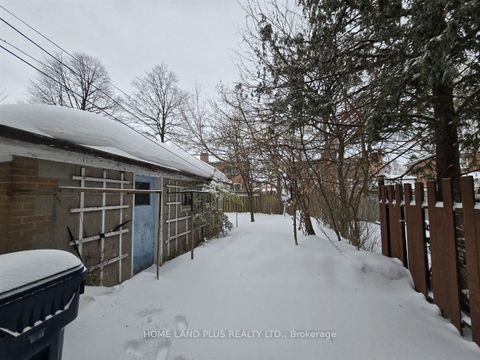 Photo 9 at 103 Bergen Road, Dorset Park, Toronto
