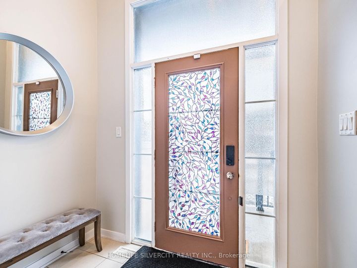 Photo 4 at 98 Crafter Crescent, Stoney Creek Mountain, Hamilton