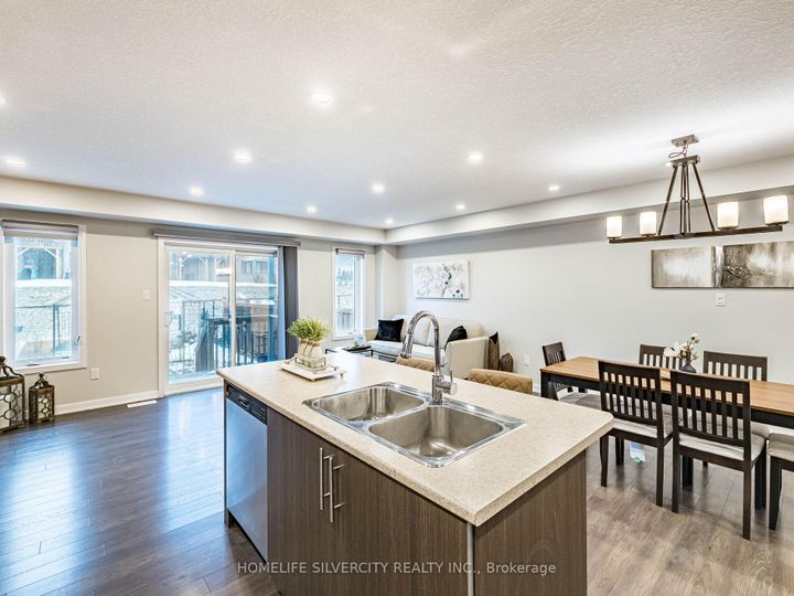 Photo 10 at 98 Crafter Crescent, Stoney Creek Mountain, Hamilton