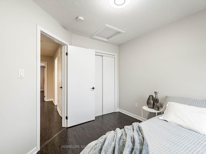 Photo 39 at 98 Crafter Crescent, Stoney Creek Mountain, Hamilton