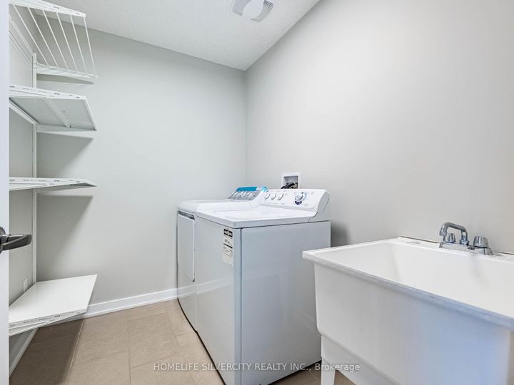 Photo 43 at 98 Crafter Crescent, Stoney Creek Mountain, Hamilton