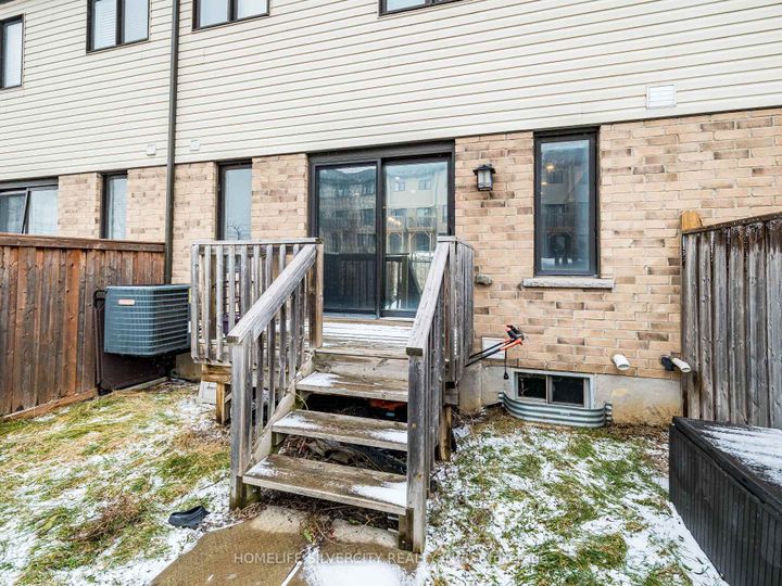 Photo 48 at 98 Crafter Crescent, Stoney Creek Mountain, Hamilton