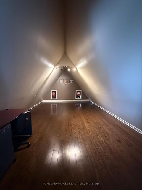 Photo 22 at 10 Yorkton Boulevard, Angus Glen, Markham