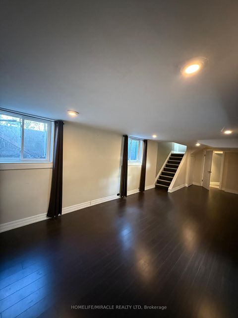 Photo 27 at 10 Yorkton Boulevard, Angus Glen, Markham