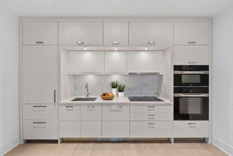 Photo 2 at 932 - 155 Merchants' Wharf, Waterfront Communities C8, Toronto