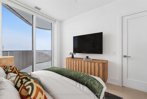 Photo 14 at 932 - 155 Merchants' Wharf, Waterfront Communities C8, Toronto