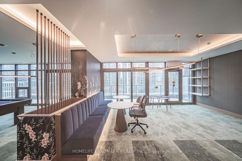 Photo 8 at 2315 - 1 Concord Cityplace Way, Waterfront Communities C1, Toronto