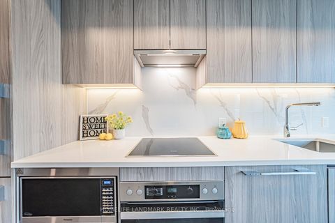 Photo 18 at 2315 - 1 Concord Cityplace Way, Waterfront Communities C1, Toronto