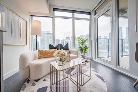 Photo 19 at 2315 - 1 Concord Cityplace Way, Waterfront Communities C1, Toronto