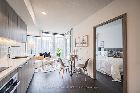 Photo 21 at 2315 - 1 Concord Cityplace Way, Waterfront Communities C1, Toronto