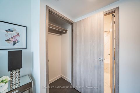 Photo 36 at 2315 - 1 Concord Cityplace Way, Waterfront Communities C1, Toronto