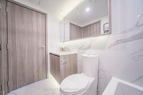 Photo 40 at 2315 - 1 Concord Cityplace Way, Waterfront Communities C1, Toronto