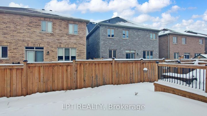 Photo 12 at 162 Agava Street, Northwest Brampton, Brampton